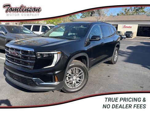 Used 2025 GMC Acadia Elevation image 1