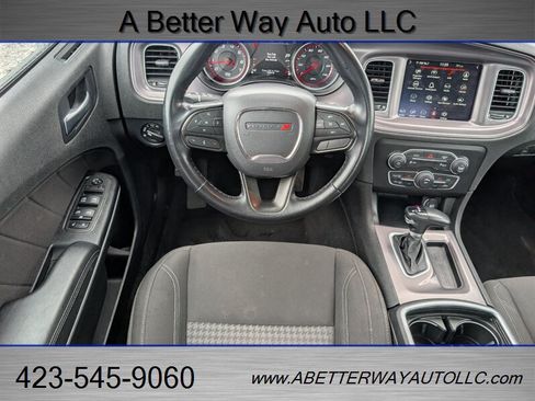 Used 2023 Dodge Charger SXT RWD image 8