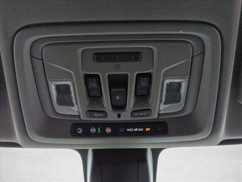 Used 2020 Chevrolet Silverado 1500 LTZ w/ LTZ Plus Package AWD/4WD image 20