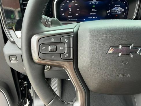 Used 2026 Chevrolet Silverado 1500 High Country w/ Midnight Edition AWD/4WD image 15