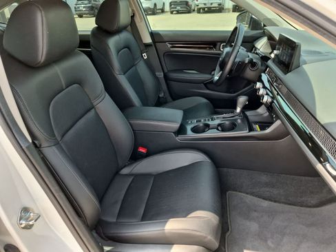 Used 2024 Honda Civic Touring image 28
