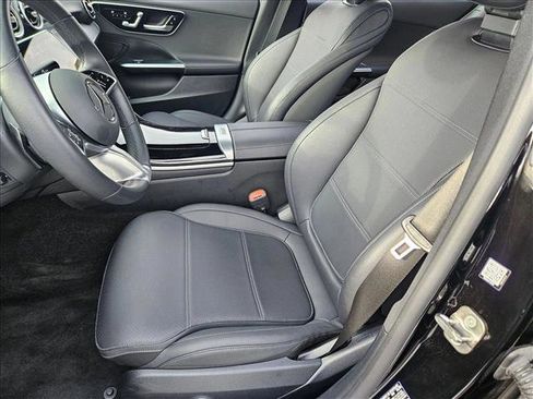Used 2025 Mercedes-Benz C 300 Sedan image 14