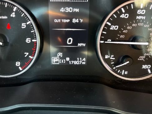 Used 2025 Subaru Forester Premium AWD/4WD image 21