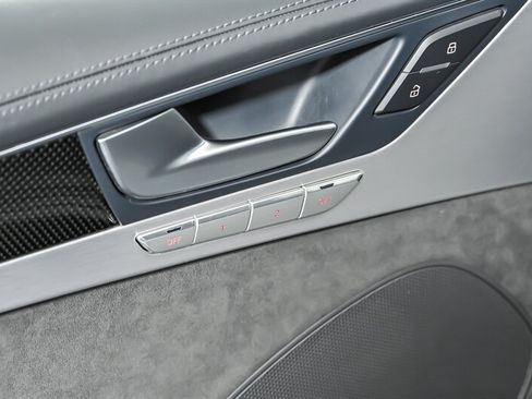 Used 2016 Audi S8 AWD/4WD image 14