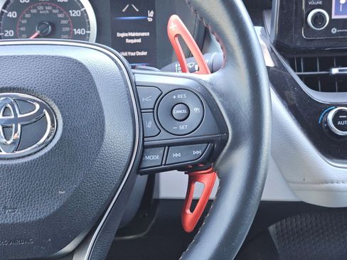 Used 2022 Toyota Corolla SE image 18