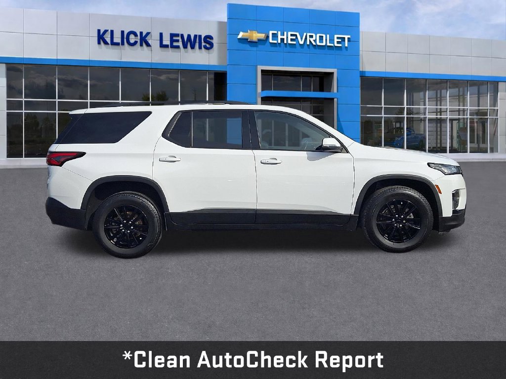 Used 2022 Chevrolet Traverse LT w/ LPO, Black Accent Package AWD/4WD image 9