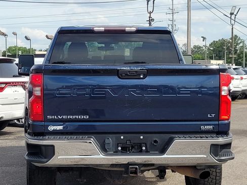Used 2022 Chevrolet Silverado 2500 LT w/ Convenience Package AWD/4WD image 7