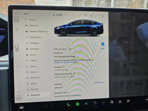 Used 2023 Tesla Model X AWD/4WD image 5
