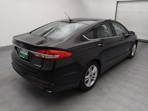Used 2018 Ford Fusion S image 9