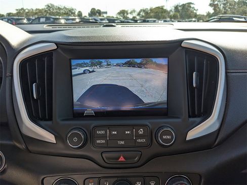 Used 2018 GMC Terrain SLT w/ Preferred Package image 25