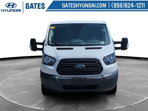 Used 2018 Ford Transit 150 130 Low Roof RWD image 4