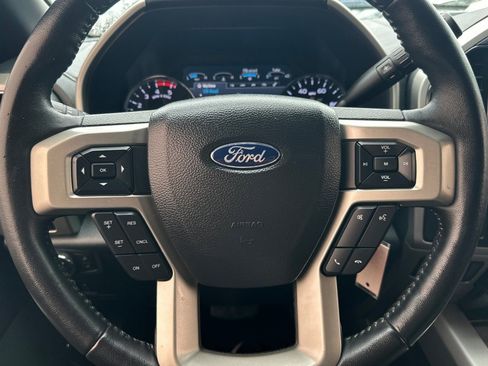 Used 2022 Ford F250 Lariat AWD/4WD image 22