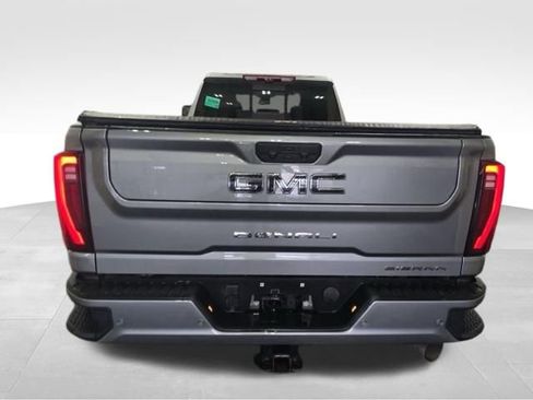 Used 2024 GMC Sierra 2500 Denali Ultimate AWD/4WD image 5
