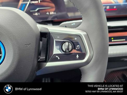 New 2026 BMW i5 eDrive40 w/ M Sport Package AWD/4WD image 29