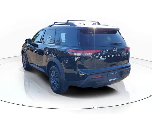 New 2025 Nissan Pathfinder SV image 3