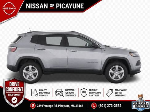Used 2023 Jeep Compass Sport AWD/4WD image 6