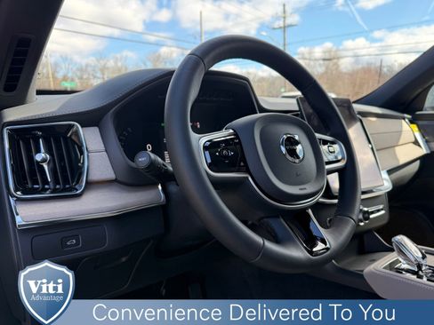 New 2026 Volvo XC90 B6 Plus w/ Protection Package Premier image 12