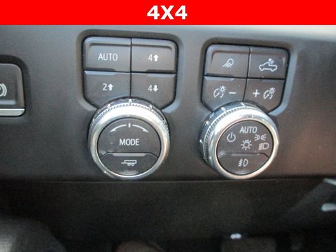 Certified 2024 GMC Sierra 2500 Denali w/ Denali Reserve Package image 27