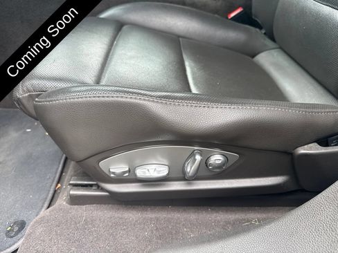 Used 2016 Porsche Panamera 4 AWD/4WD image 10