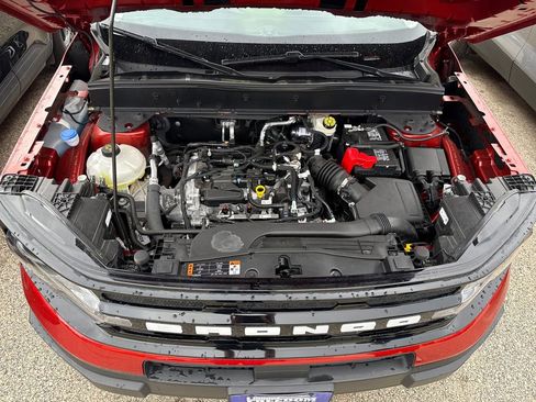 Used 2024 Ford Bronco Sport Outer Banks w/ Tech Package AWD/4WD image 22