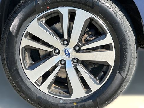 Used 2019 Subaru Outback 2.5i Limited image 11