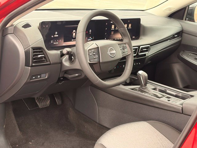 Used 2026 Nissan Sentra SV w/ SV Convenience Package FWD image 11