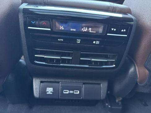 Certified 2022 Acura MDX SH-AWD w/ Technology Package image 28