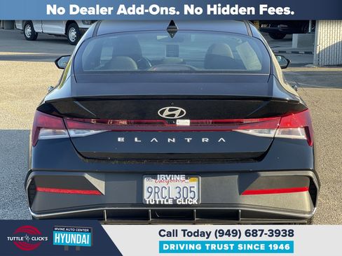 Certified 2025 Hyundai Elantra Sport image 5