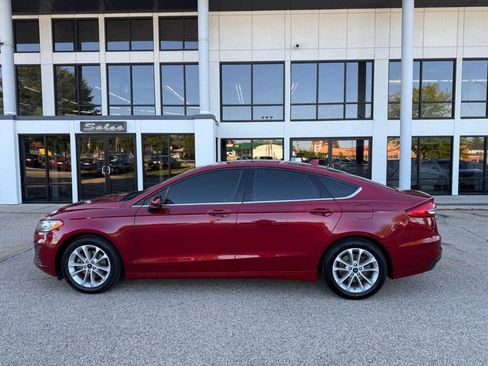 Used 2020 Ford Fusion SE image 8