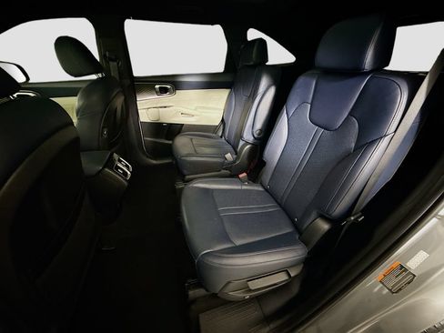 Used 2022 Kia Sorento SX Prestige w/ Panoramic Sunroof Package AWD/4WD image 25