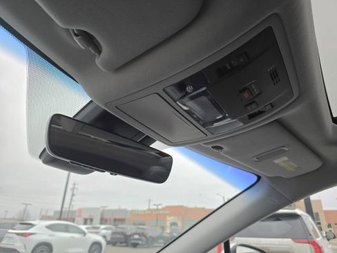 Used 2016 Lexus RX 450h AWD image 22