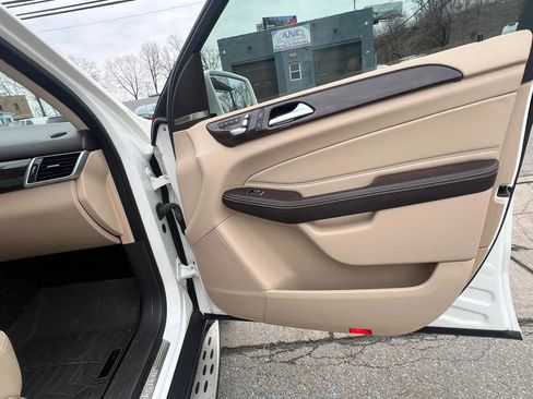 Used 2016 Mercedes-Benz GLE 350 4MATIC image 33