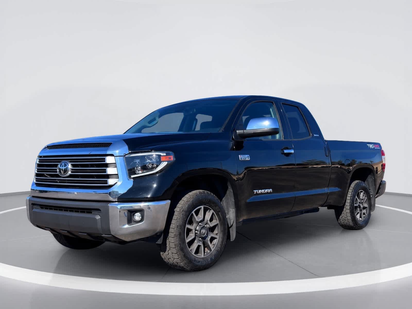 Used 2021 Toyota Tundra Limited w/ Limited Premium Package AWD/4WD image 2