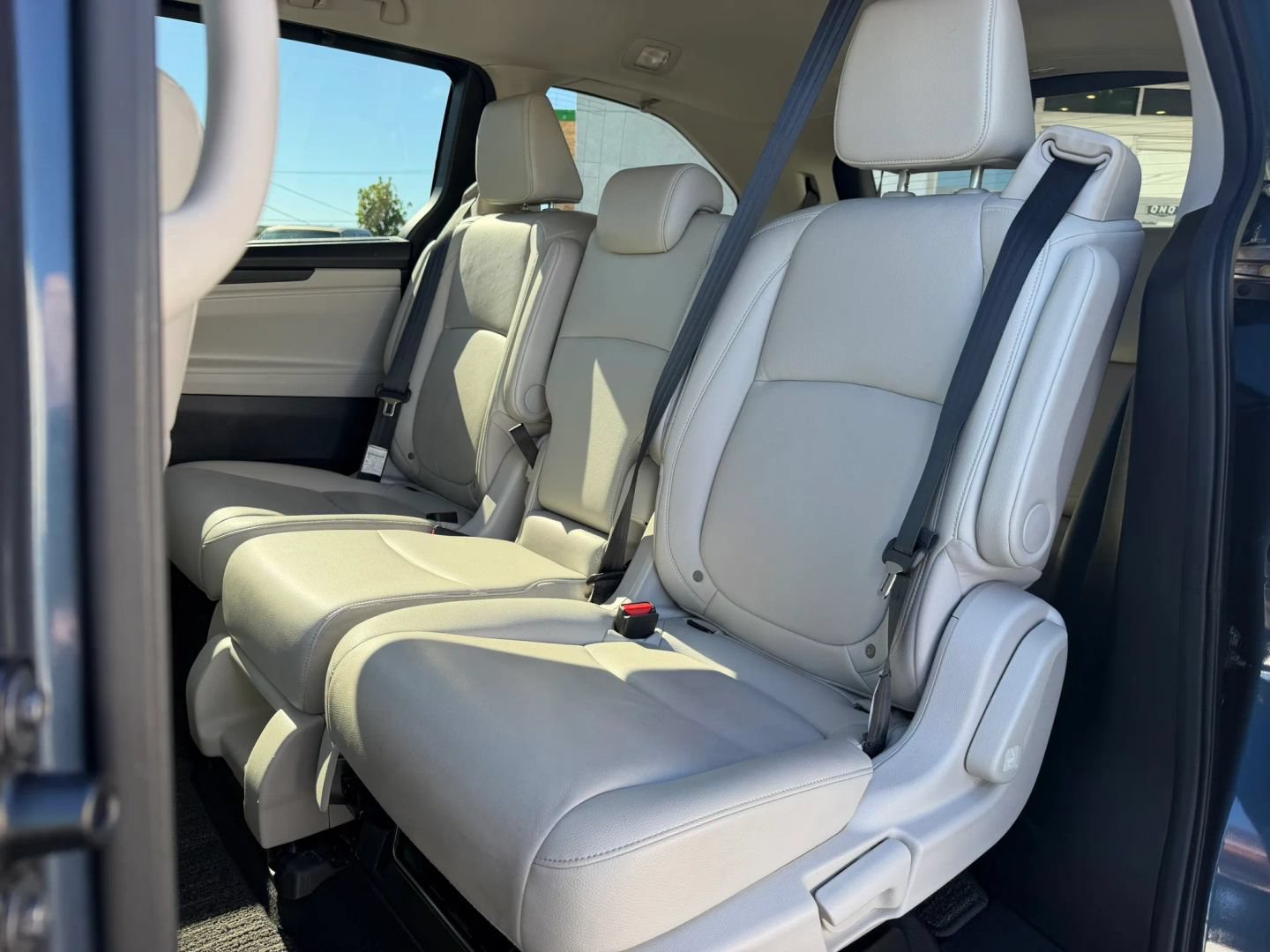 Used 2025 Honda Odyssey EX-L image 14