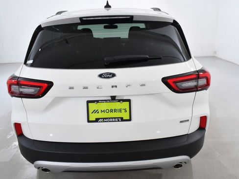 New 2026 Ford Escape SE w/ PHEV Premium Package image 13