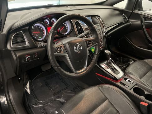 Used 2016 Buick Cascada Premium image 4