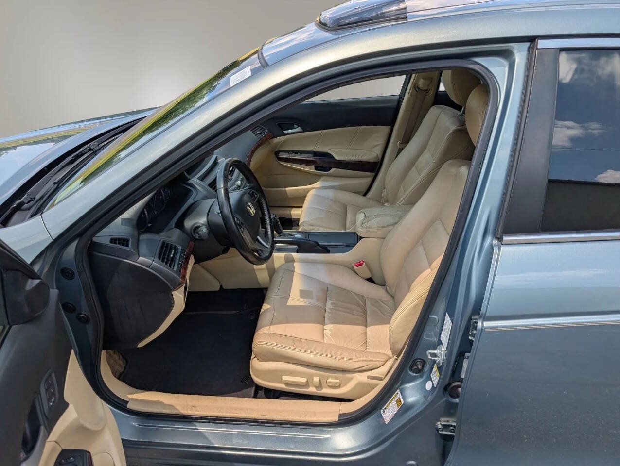 Used 2010 Honda Crosstour EX-L image 19