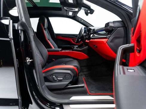 Used 2025 Lamborghini Urus SE AWD/4WD image 37