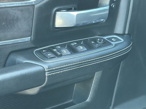 Used 2019 RAM 2500 Laramie image 22