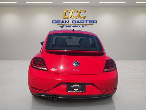 Used 2018 Volkswagen Beetle 2.0T Coast w/ Coast Lighting Package FWD image 4