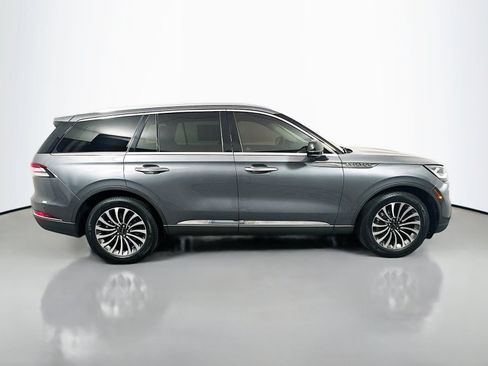 Used 2022 Lincoln Aviator Reserve AWD/4WD image 8