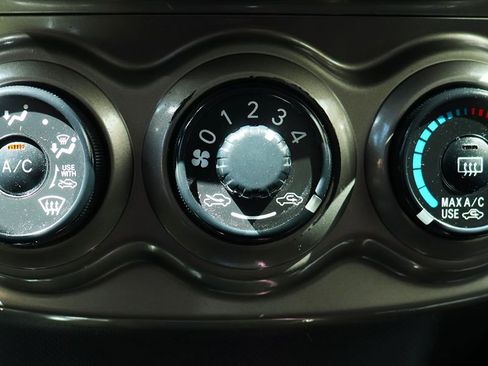 Used 2014 Scion xD image 45