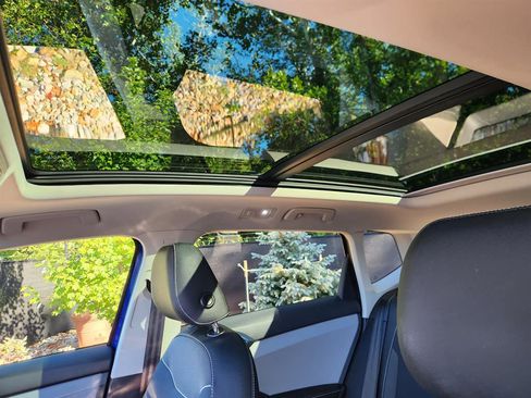 Certified 2024 Volkswagen Taos SE w/ Panoramic Sunroof Package image 26