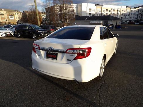 Used 2012 Toyota Camry XLE image 6