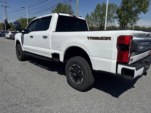 Used 2024 Ford F350 Platinum w/ Tremor Off-Road Package AWD/4WD image 8