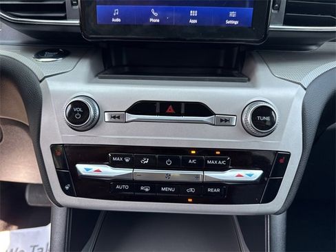 Used 2023 Ford Explorer XLT w/ Equipment Group 202A image 16