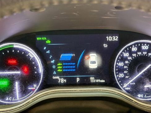 Used 2020 Toyota Avalon XLE w/ Carpet Mat Package image 10