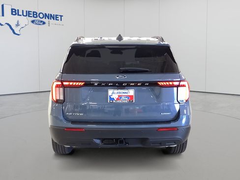 Certified 2026 Ford Explorer Active RWD image 6