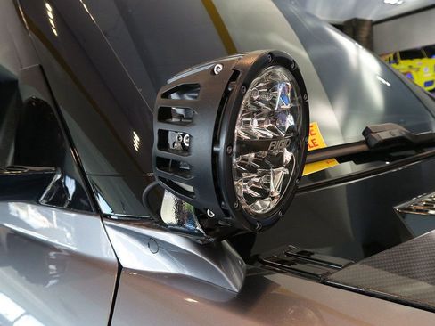 Used 2024 Land Rover Defender 110 X-Dynamic SE image 46