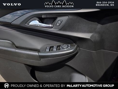 Used 2022 Chevrolet TrailBlazer RS w/ Technology Package FWD image 16